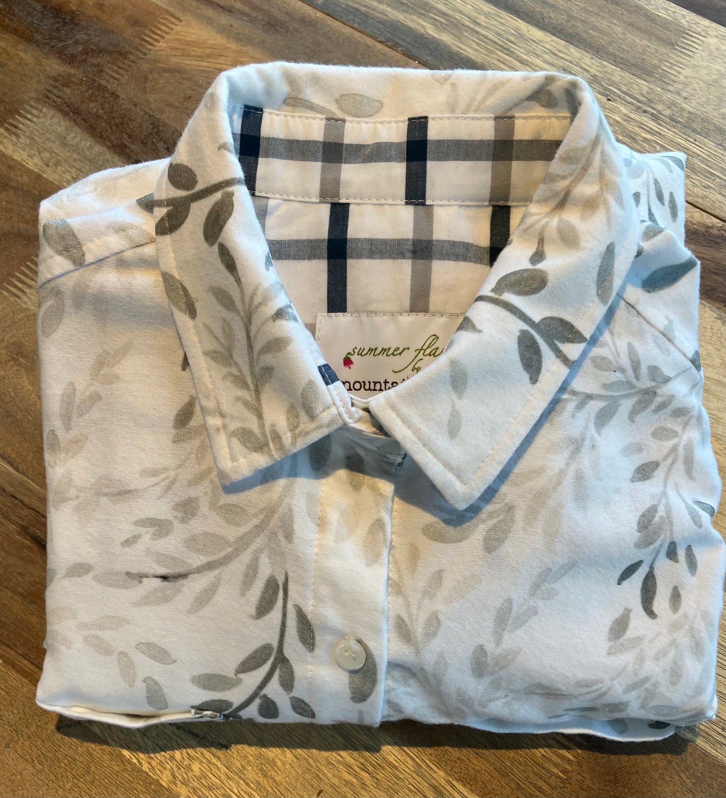 Willow Vines Gray Women's Flannel Shirt